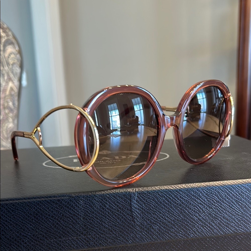 Chloe rose and gold sunglasses